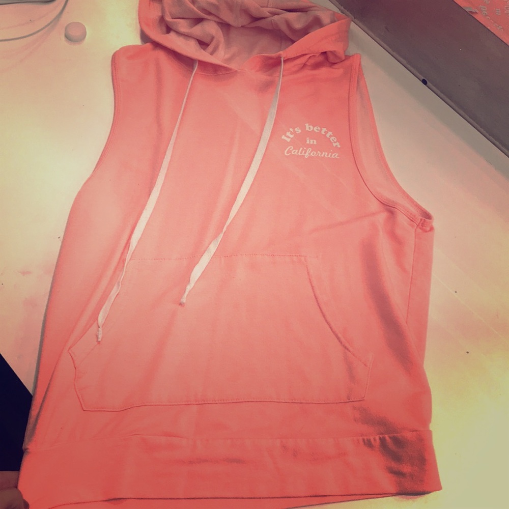 Rue21 Coral hooded cutoff tee, Size small